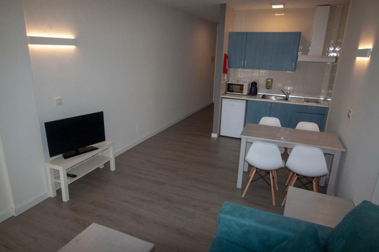 Apartamentos Portinatx Sea View ภายนอก รูปภาพ